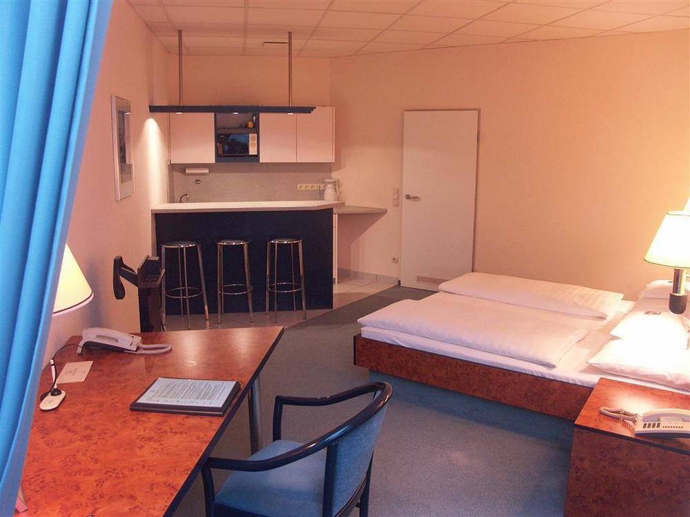 Hotel Arkadia ฟรีดริชสดอร์ฟ ห้อง รูปภาพ