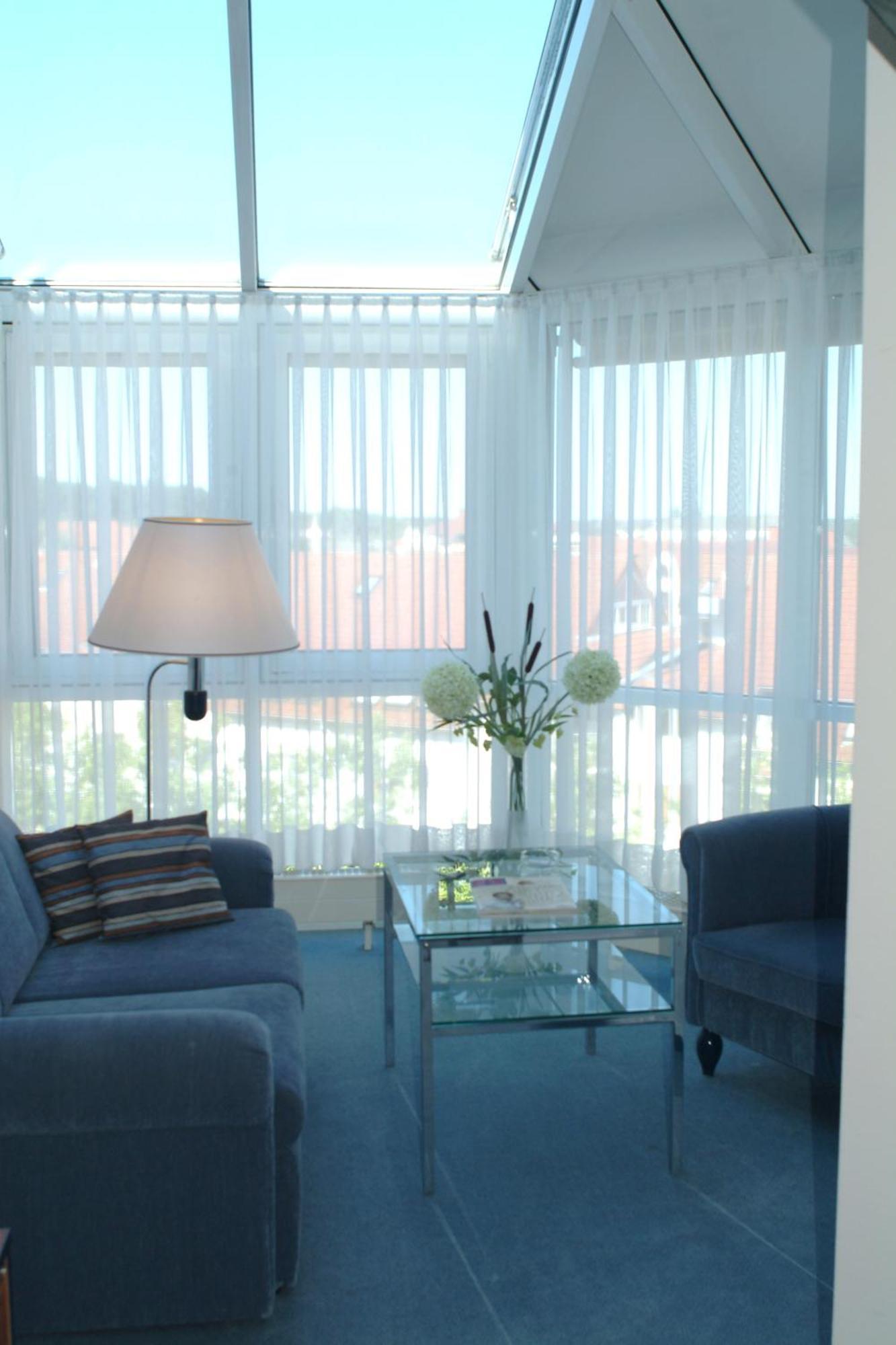 Hotel Arkadia ฟรีดริชสดอร์ฟ ภายนอก รูปภาพ
