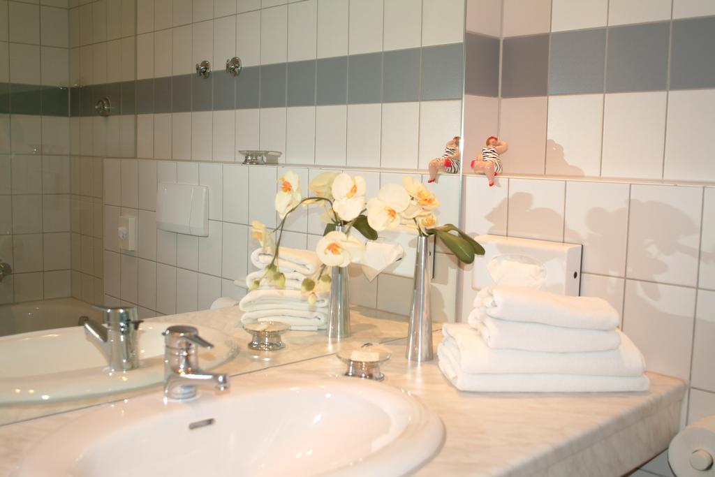 Hotel Arkadia ฟรีดริชสดอร์ฟ ห้อง รูปภาพ